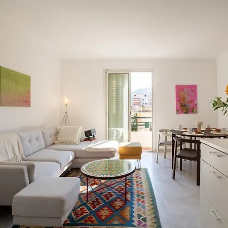Apartamento 5 Min Walk, Bright, Air Conditioning, Cinema